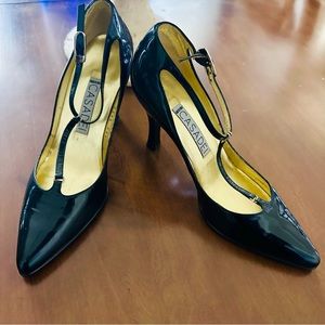 New Casadei Black Patent Leather pumps pointed toe Italy 36(36.5) heel straps